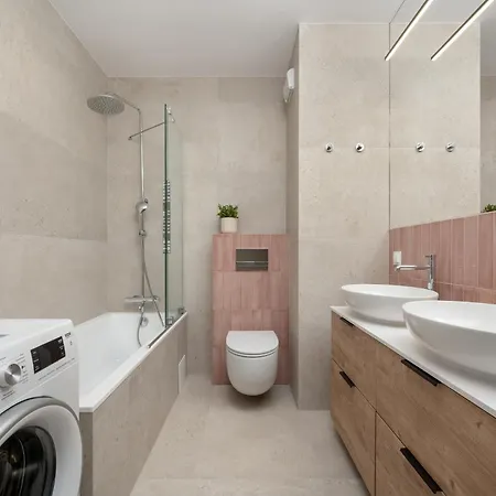 Elegancki Apartament Z Parkingiem Blisko Starego Miasta By Noclegi Renters Wroclaw Exterior photo