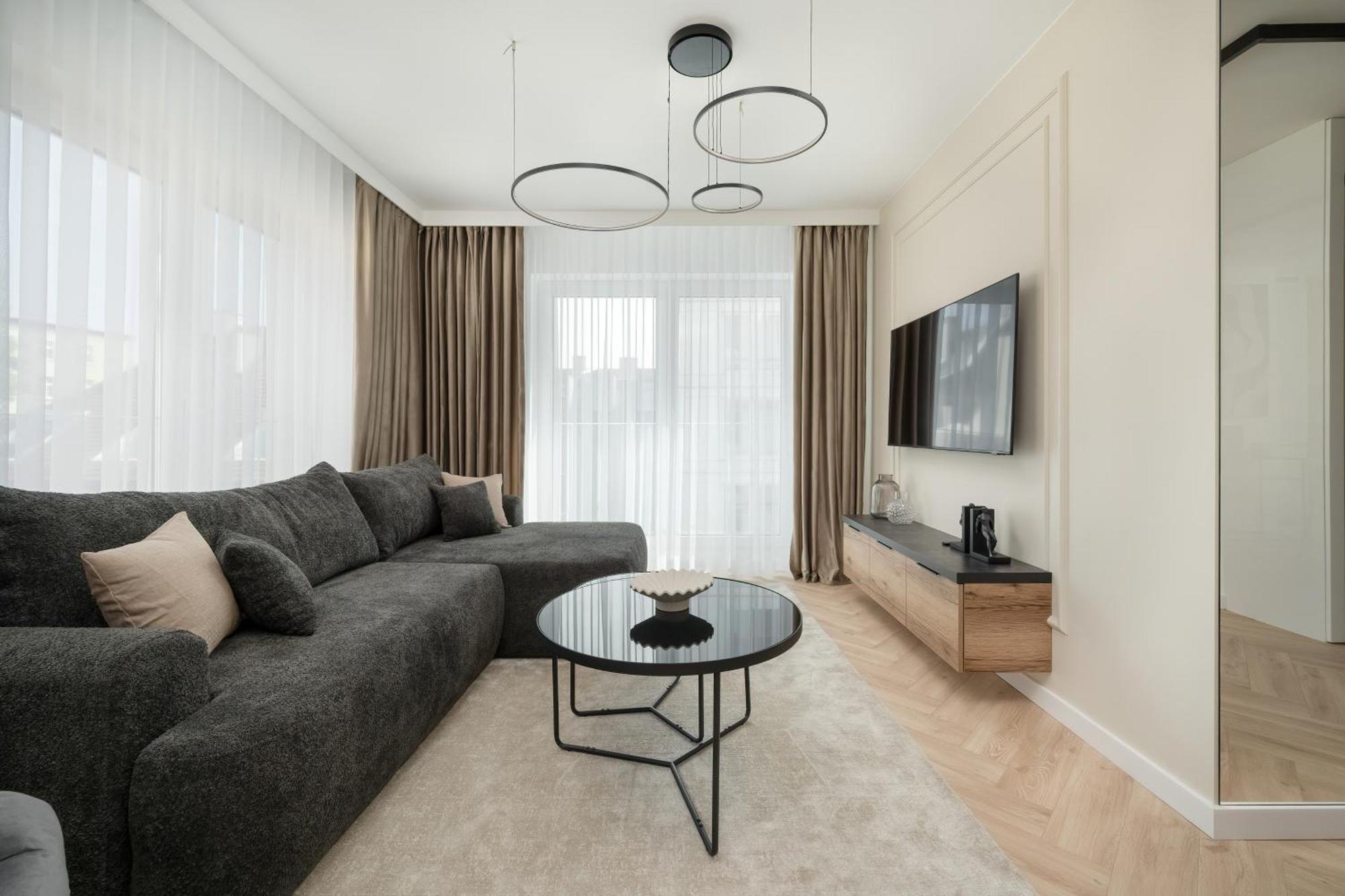 Elegancki Z Parkingiem Blisko Starego Miasta By Renters *