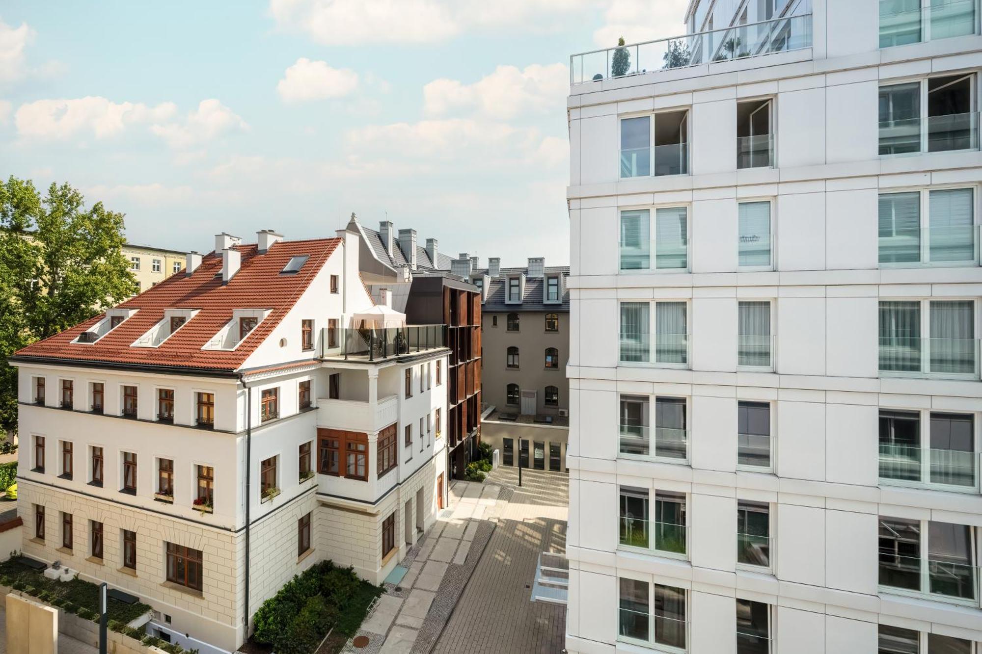 Apartment Elegancki Z Parkingiem Blisko Starego Miasta By Renters Wroclaw