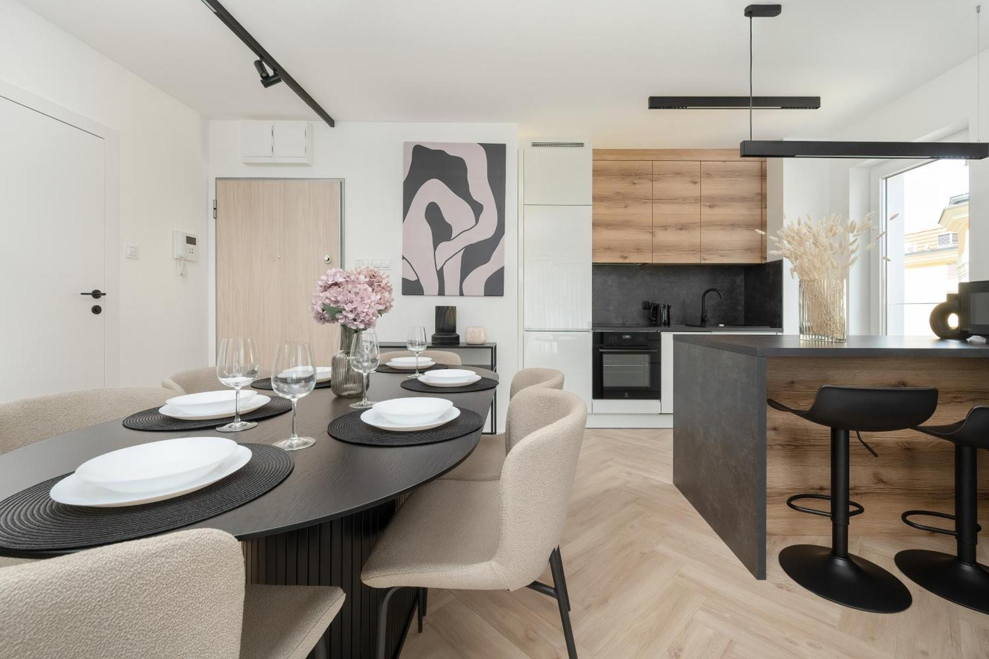 Elegancki Z Parkingiem Blisko Starego Miasta By Renters *